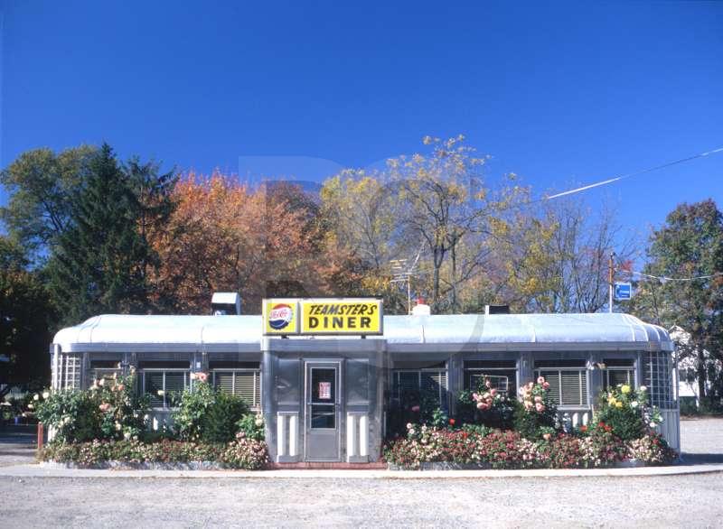 Teamsters Diner, Exterior