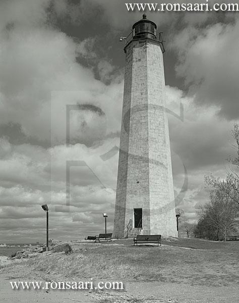 Five Mile Point Lighthouse, Black and White