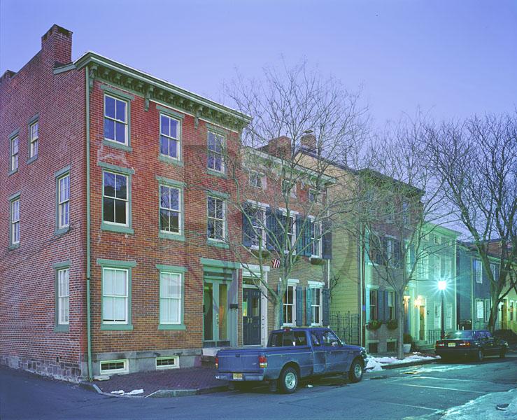 Mill Hill National Historic District, Rowhouses 1