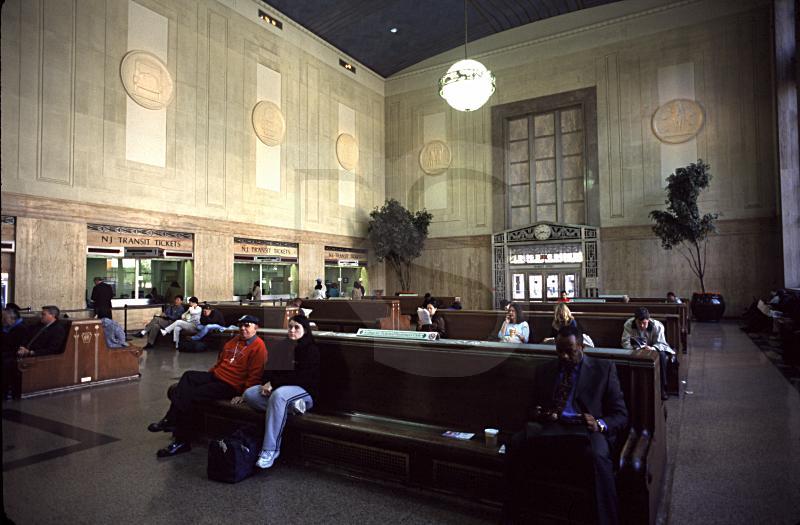 Newark Penn Station, Interior