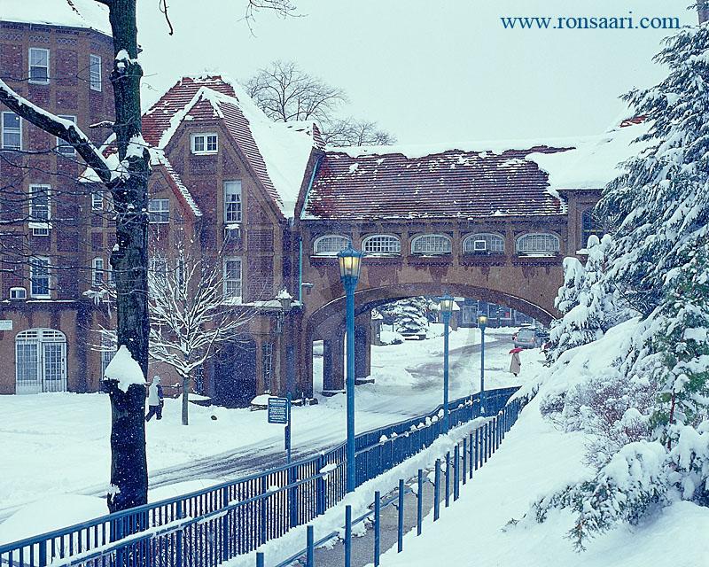 Station Square Forest Hills Winter 1