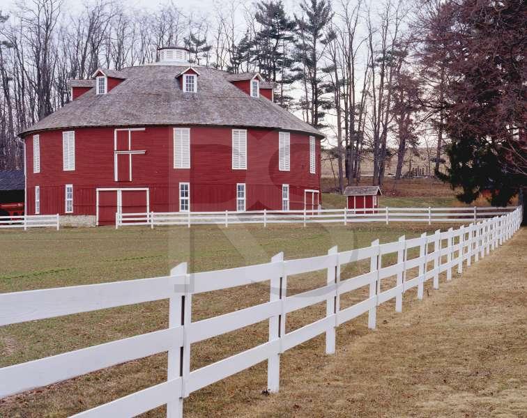 Round Barn, Old Fort