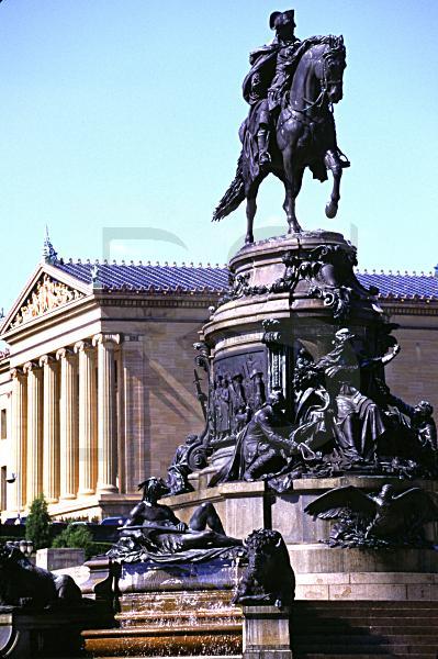 Statue Of George Washington And Museum Of Art