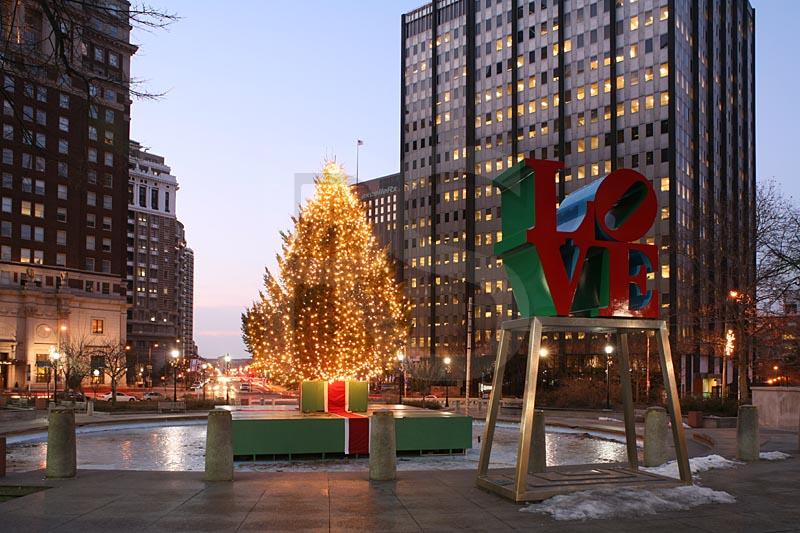 Love Park Statue And Christmas Tree