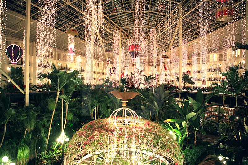 Gaylord Opryland Hotel, Holiday Decorations 1